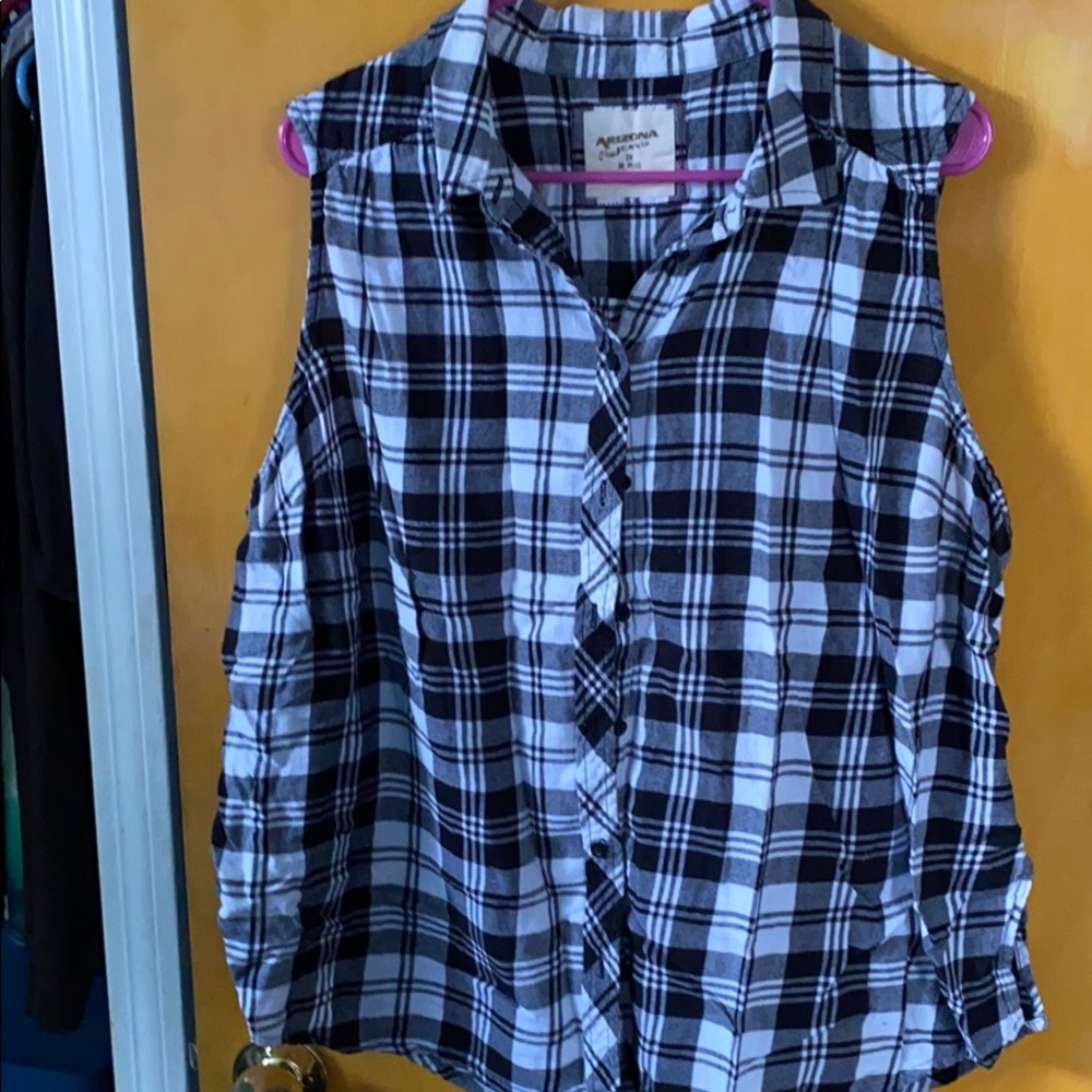 Tank top bundle! - Picture 4 of 4